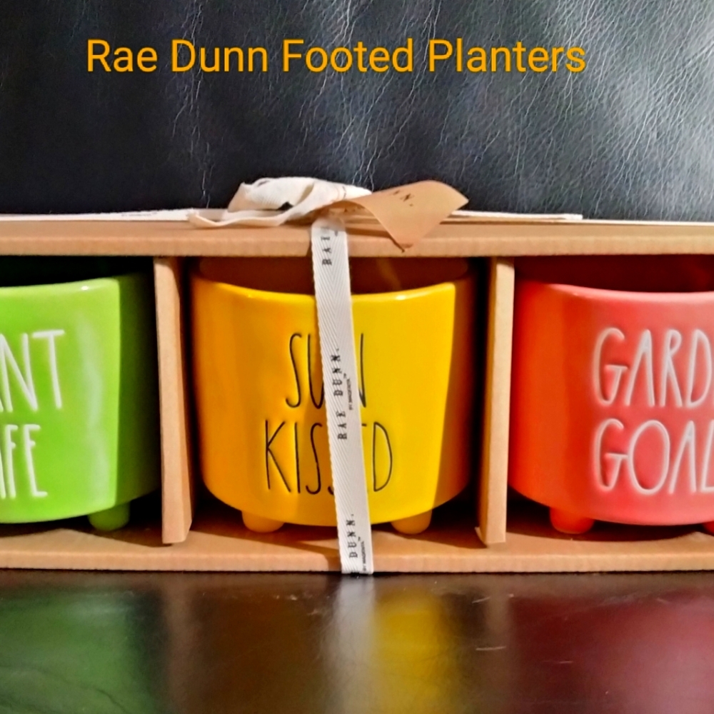 Rae Dunn Footed Planters 3 pc Set